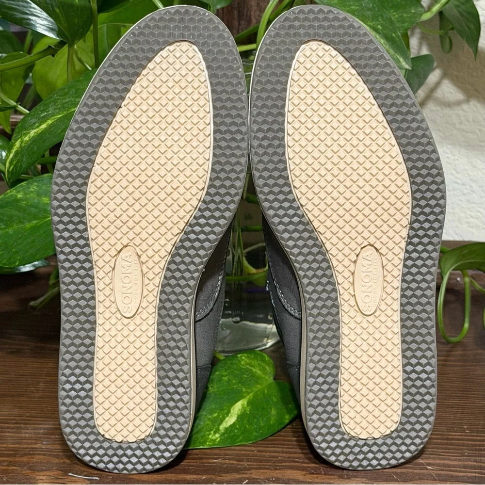NWT- Boys’ Sz 13 Sonoma Gray Memory Foam Lace-Up Oxford Shoes